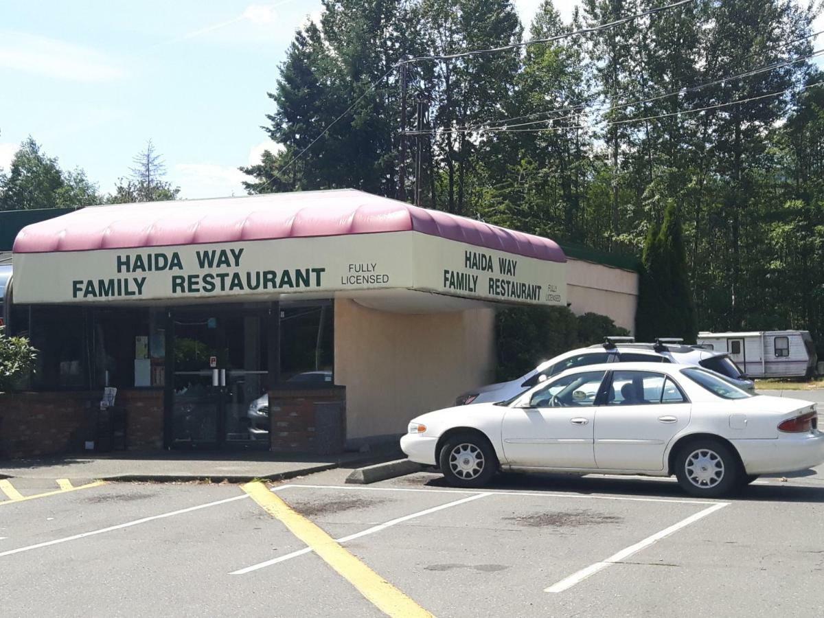 Fuller Lake Chemainus Motel ภายนอก รูปภาพ