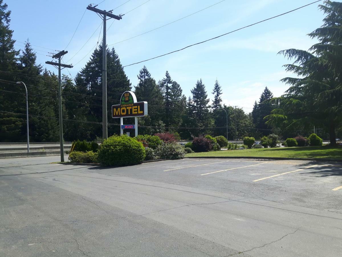Fuller Lake Chemainus Motel ภายนอก รูปภาพ